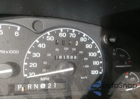 1997 Ford Explorer из США, поврежденный, VIN 1FMDU34X8VUD08219